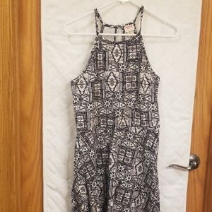 💕 Fit and flair black and grey graphic dress💕